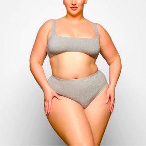 SKIMS GLITTER BIKINI SET 👙